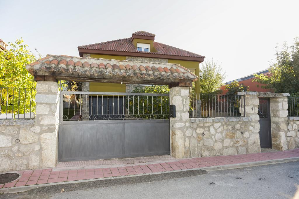 En Casa De Carlos Ortigosa del Monte Eksteriør billede