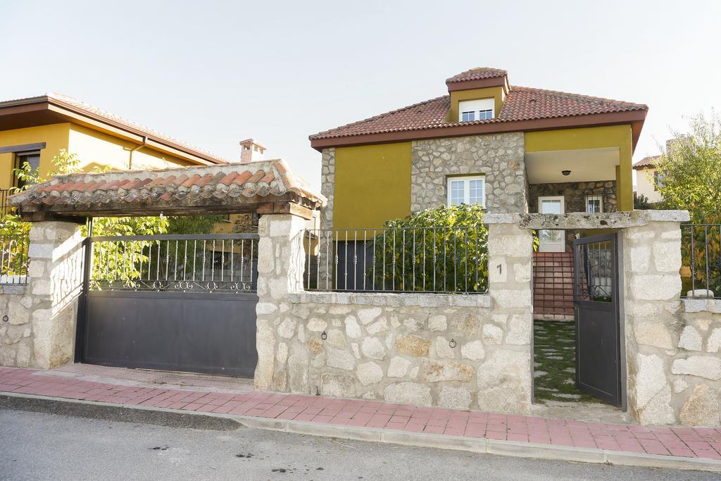 En Casa De Carlos Ortigosa del Monte Eksteriør billede