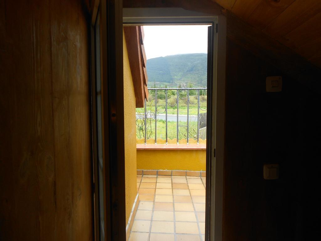 En Casa De Carlos Ortigosa del Monte Eksteriør billede